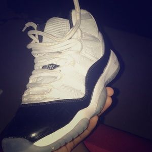 Jordan retro 11”concords”